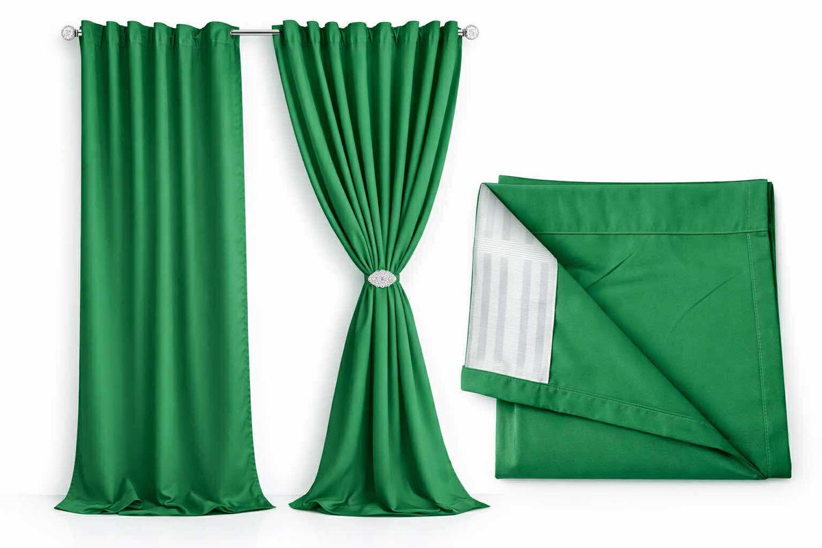 Canadian Plain RT Curtain