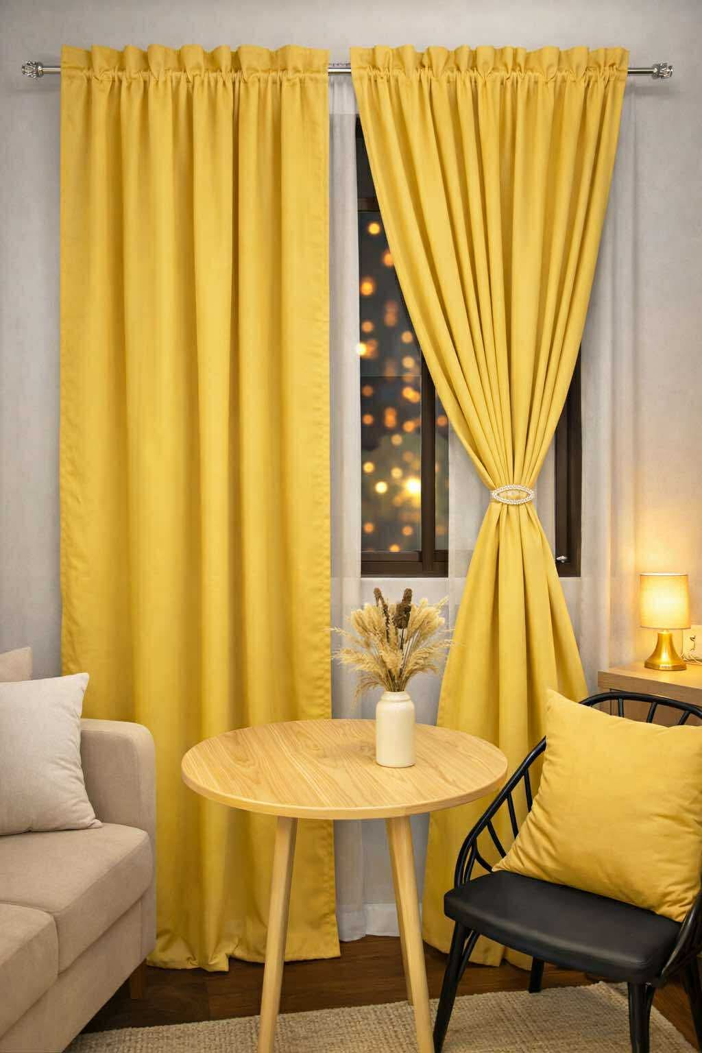 Canadian Plain RT Curtain